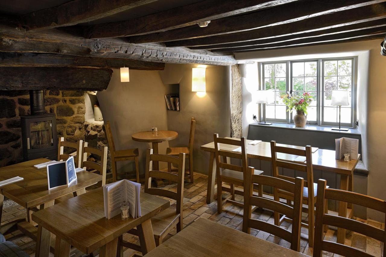 Eversfield Organic At The Ring Of Bells Inn North Bovey Eksteriør billede